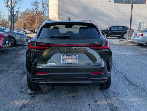 2026 Lexus NX 450h+ Luxury