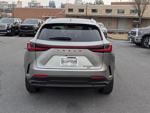 2026 Lexus NX 450h+ 450h