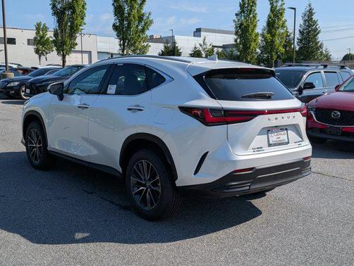 2025 Lexus NX 350h Premium