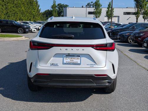 2025 Lexus NX 350h Premium