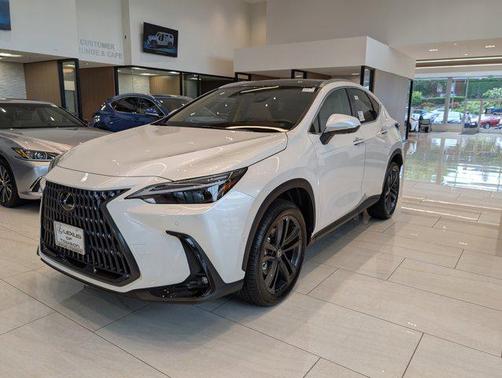 2025 Lexus NX 450h+ Luxury