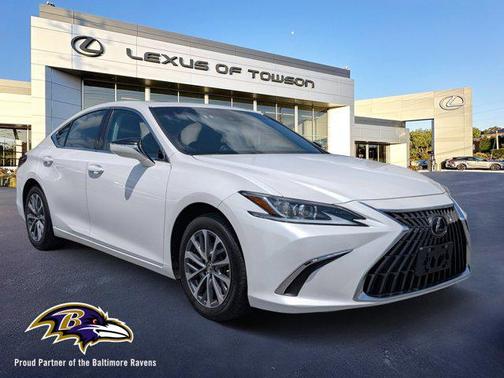 2022 Lexus ES 350 Base
