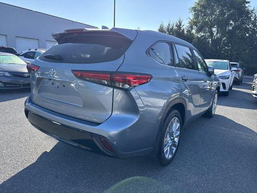 2023 Toyota Highlander Limited