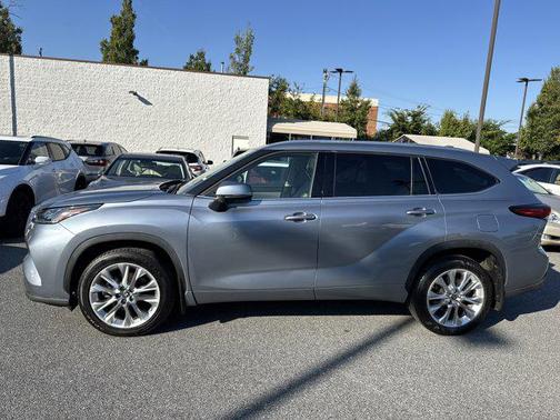 2023 Toyota Highlander Limited