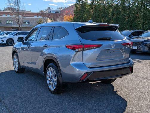 2023 Toyota Highlander Limited