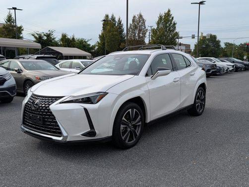 2025 Lexus UX 300h Premium