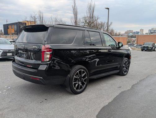 2022 Chevrolet Tahoe 4WD RST