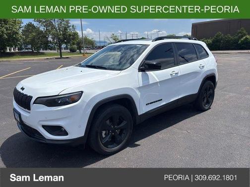 Bright White Clearcoat 2023 Jeep Cherokee Altitude