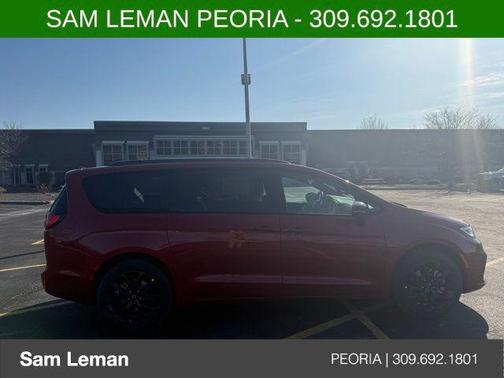 2026 Chrysler Pacifica L