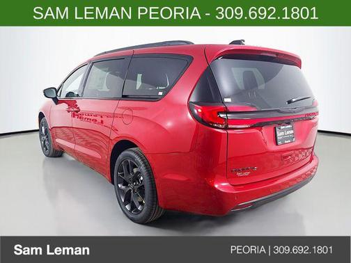 2026 Chrysler Pacifica L