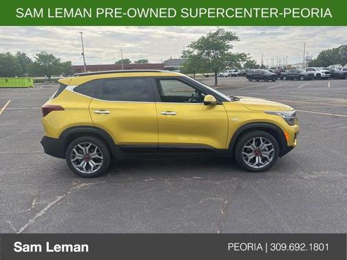 Starbright Yellow 2023 Kia Seltos SX Turbo