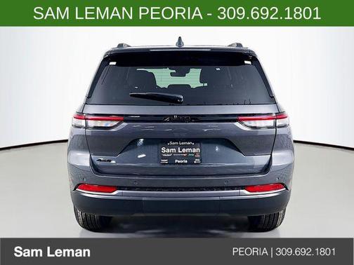 2026 Jeep Grand Cherokee Altitude