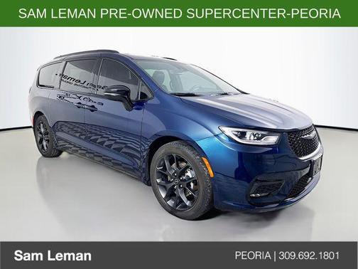 Fathom Blue Pearlcoat 2025 Chrysler Pacifica Limited