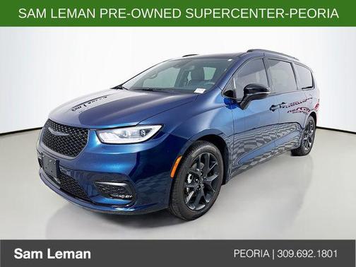 Fathom Blue Pearlcoat 2025 Chrysler Pacifica Limited
