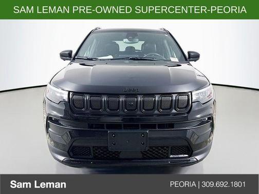 Diamond Black Crystal Pearlcoat 2022 Jeep Compass Latitude