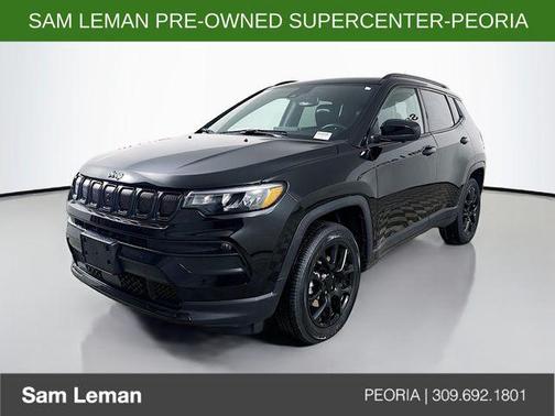 Diamond Black Crystal Pearlcoat 2022 Jeep Compass Latitude