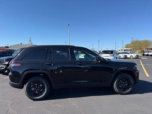 2025 Jeep Grand Cherokee Altitude