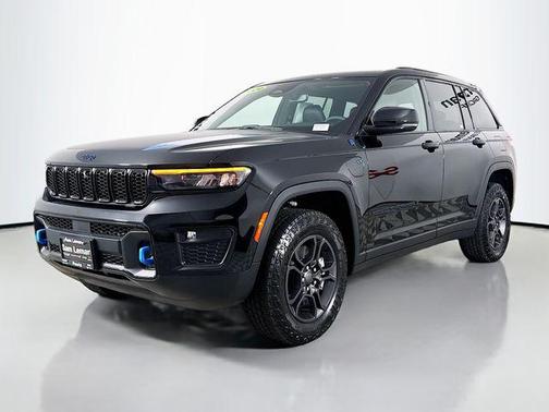 2024 Jeep Grand Cherokee 4xe Trailhawk