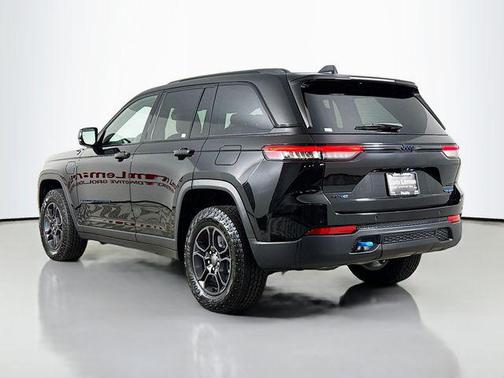 2024 Jeep Grand Cherokee 4xe Trailhawk