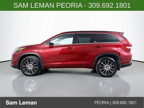 2017 Toyota Highlander SE