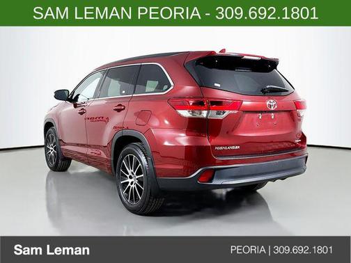 2017 Toyota Highlander SE