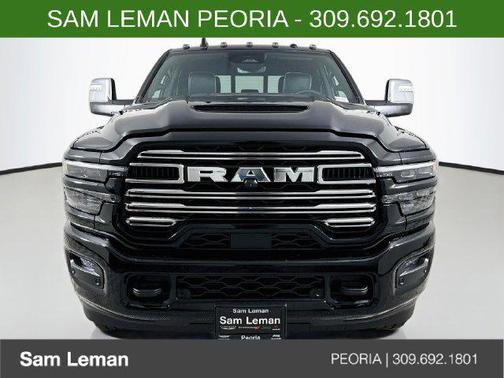 Diamond Black Crystal Pearlcoat 2027 RAM 2500 Laramie