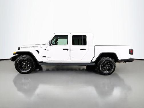 2025 Jeep Gladiator High Tide