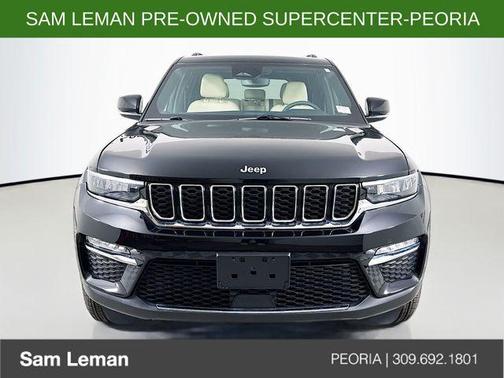 Diamond Black Crystal Pearlcoat 2024 Jeep Grand Cherokee 4xe Base
