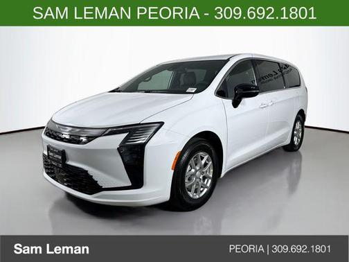 Bright White Clearcoat 2027 Chrysler Pacifica L