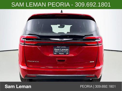 2026 Chrysler Pacifica L