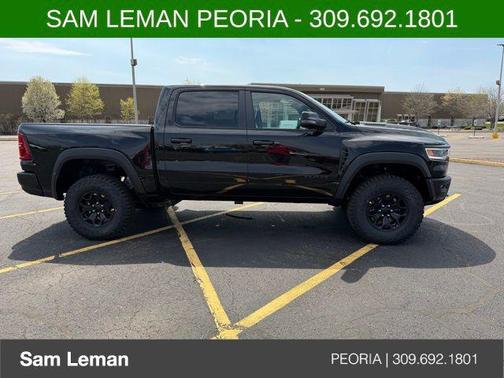 Diamond Black Crystal Pearlcoat 2026 RAM 1500 RHO