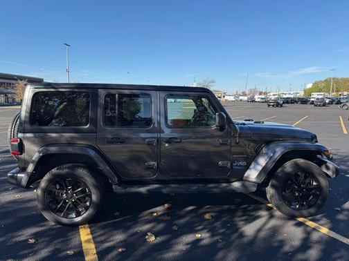 2022 Jeep Wrangler Unlimited 4xe Sahara