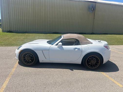 2009 Saturn Sky Red Line