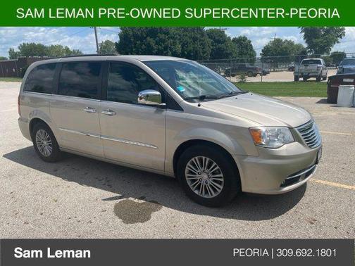 Cashmere/Sandstone Pearlcoat 2014 Chrysler Town & Country Touring-L