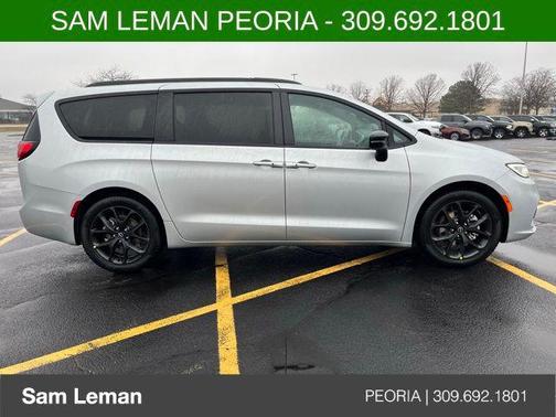 2026 Chrysler Pacifica Limited