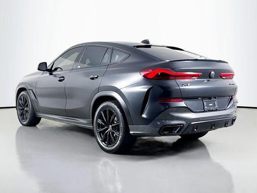 2022 BMW X6 xDrive40i