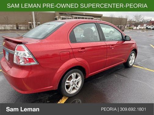 2011 Chevrolet Aveo LT