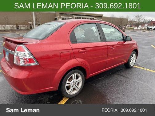 2011 Chevrolet Aveo LT