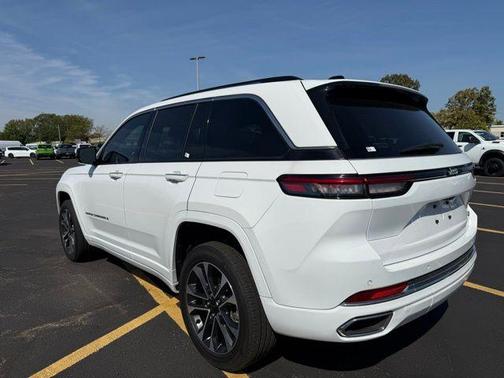 2023 Jeep Grand Cherokee Overland