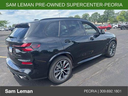 Black Sapphire Metallic 2026 BMW X5 PHEV xDrive50e