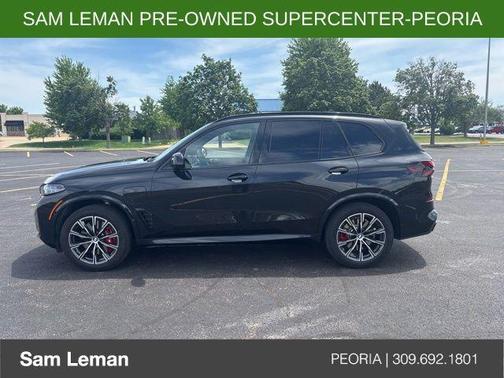 Black Sapphire Metallic 2026 BMW X5 PHEV xDrive50e