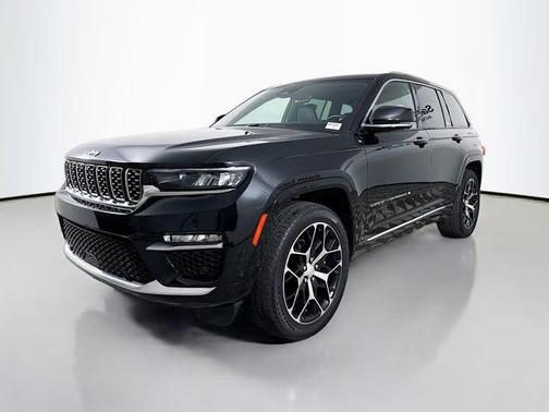 2023 Jeep Grand Cherokee Summit