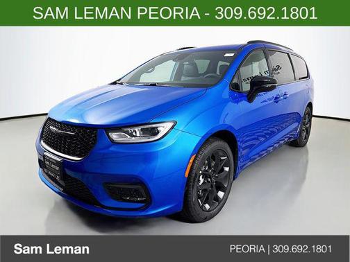 2026 Chrysler Pacifica L