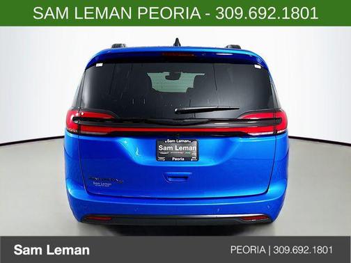 2026 Chrysler Pacifica L