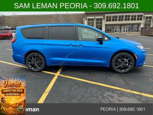 2026 Chrysler Pacifica L