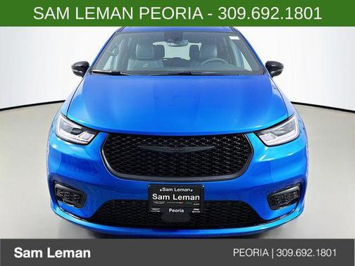 2026 Chrysler Pacifica L