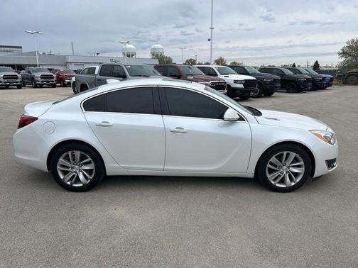 2016 Buick Regal Turbo Premium II