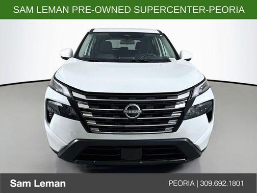 Everest White Pearl 2024 Nissan Rogue SV