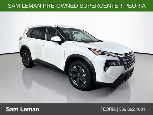 Everest White Pearl 2024 Nissan Rogue SV