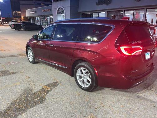 2018 Chrysler Pacifica Touring-L Plus